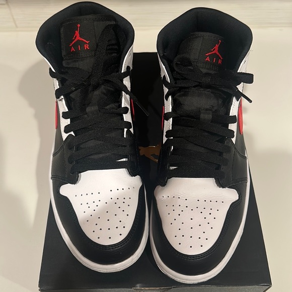 Air Jordan 1 mid - Picture 1 of 7